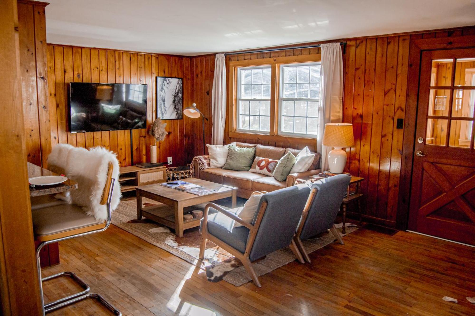 Birch House: Cozy Cabin 5 Min From Okemo Ludlow Zewnętrze zdjęcie
